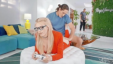 Sexy young blonde give prescription to a hot fuck