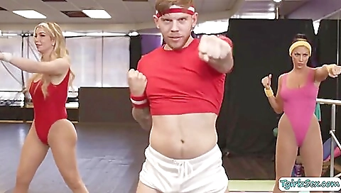 Sav lackicop glid sexy