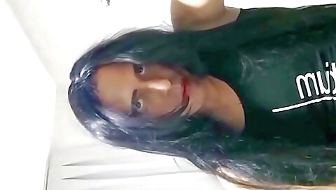 Chiarming ass likes to get dirty