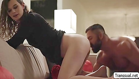 Blonde slutty modict misses ass fucking