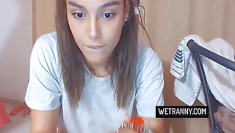 Married young mascara
